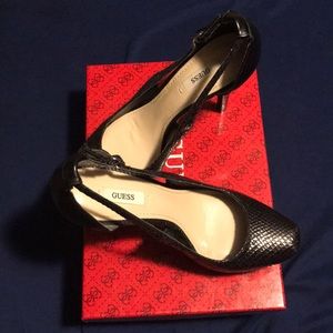 Guess snakeskin design black adjustable strap heel